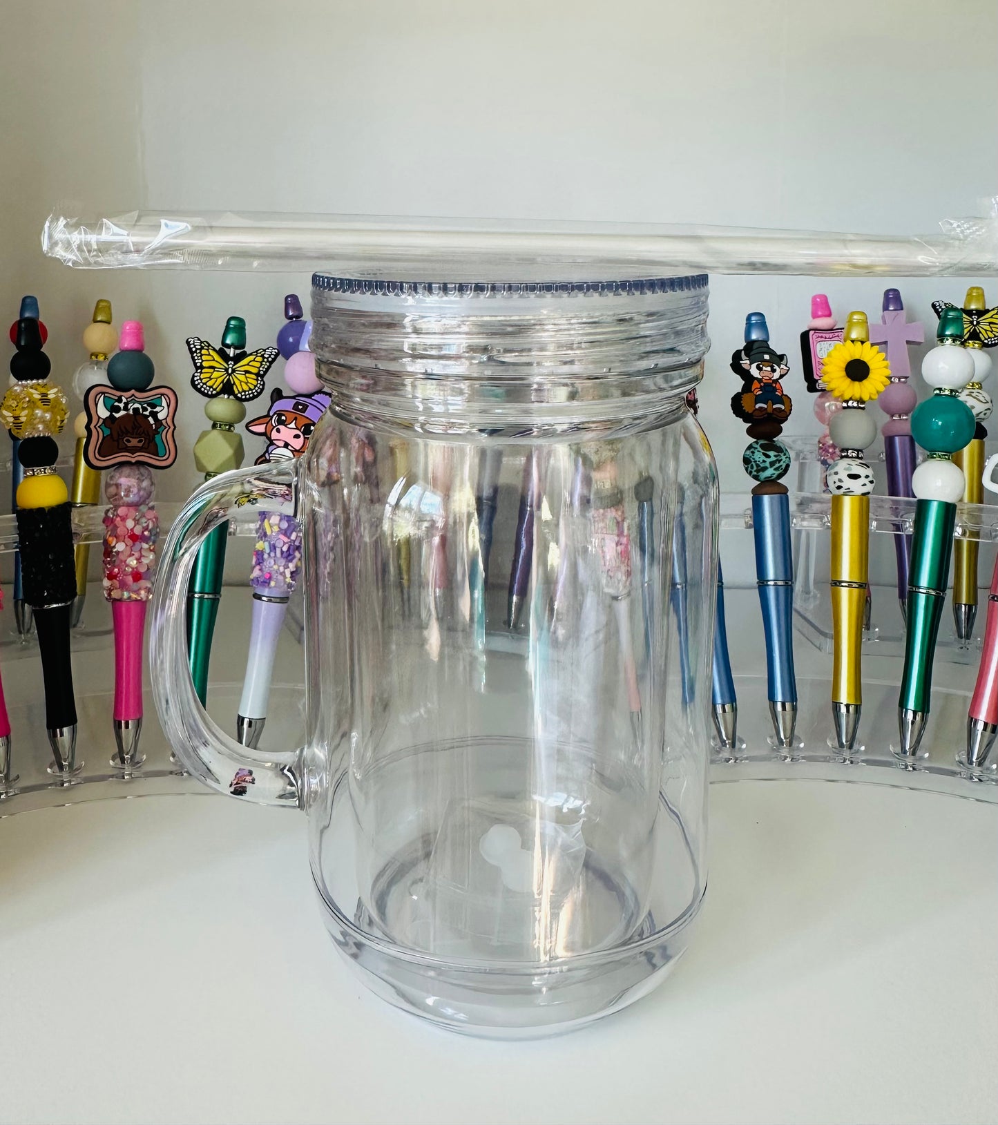 20oz Clear Acrylic Snow Globe Mug