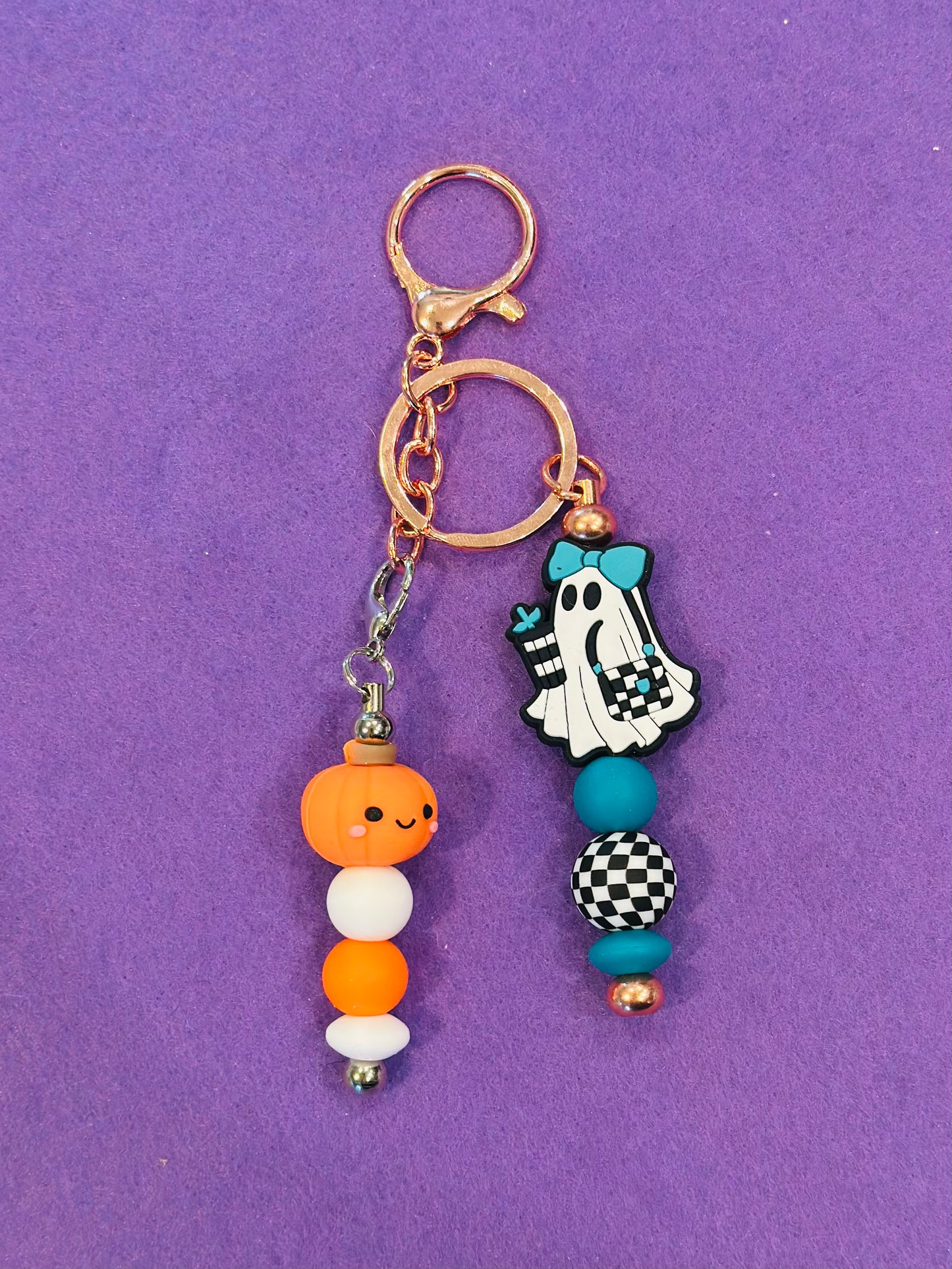 DOUBLE HALLOWEEN KEYCHAIN