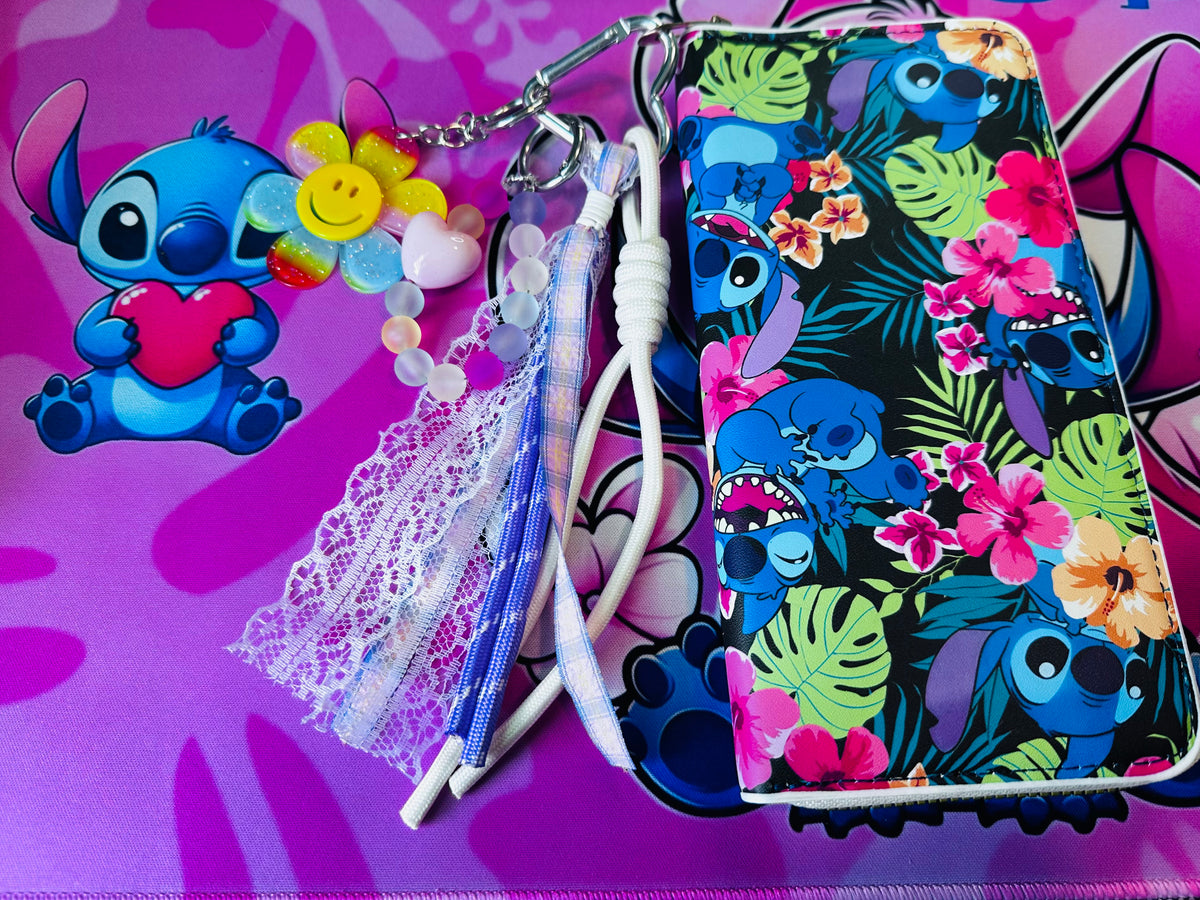 Wallet (8in x 4in)