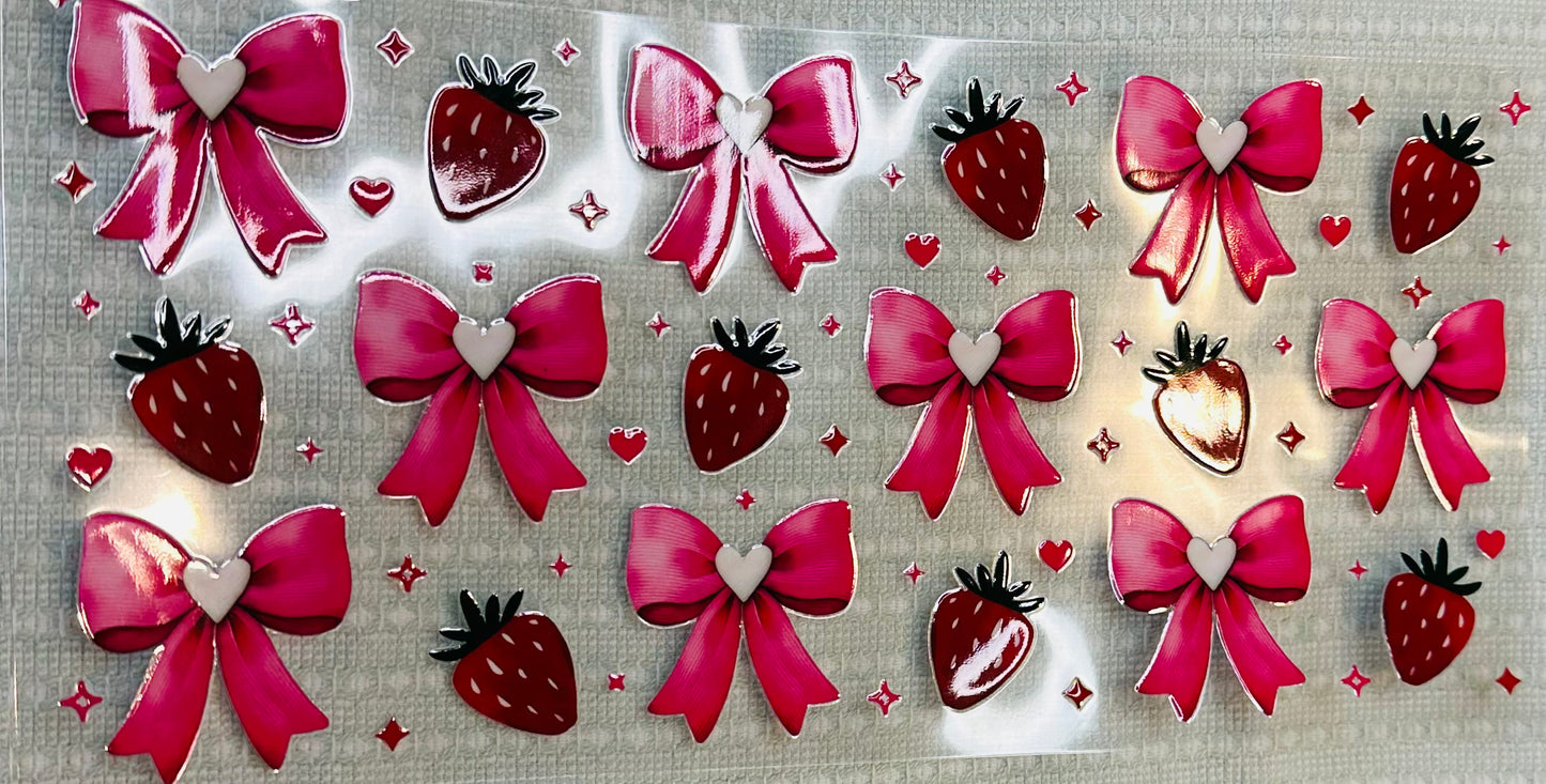 #389 LG PINK BOWS N STRAWBERRIES