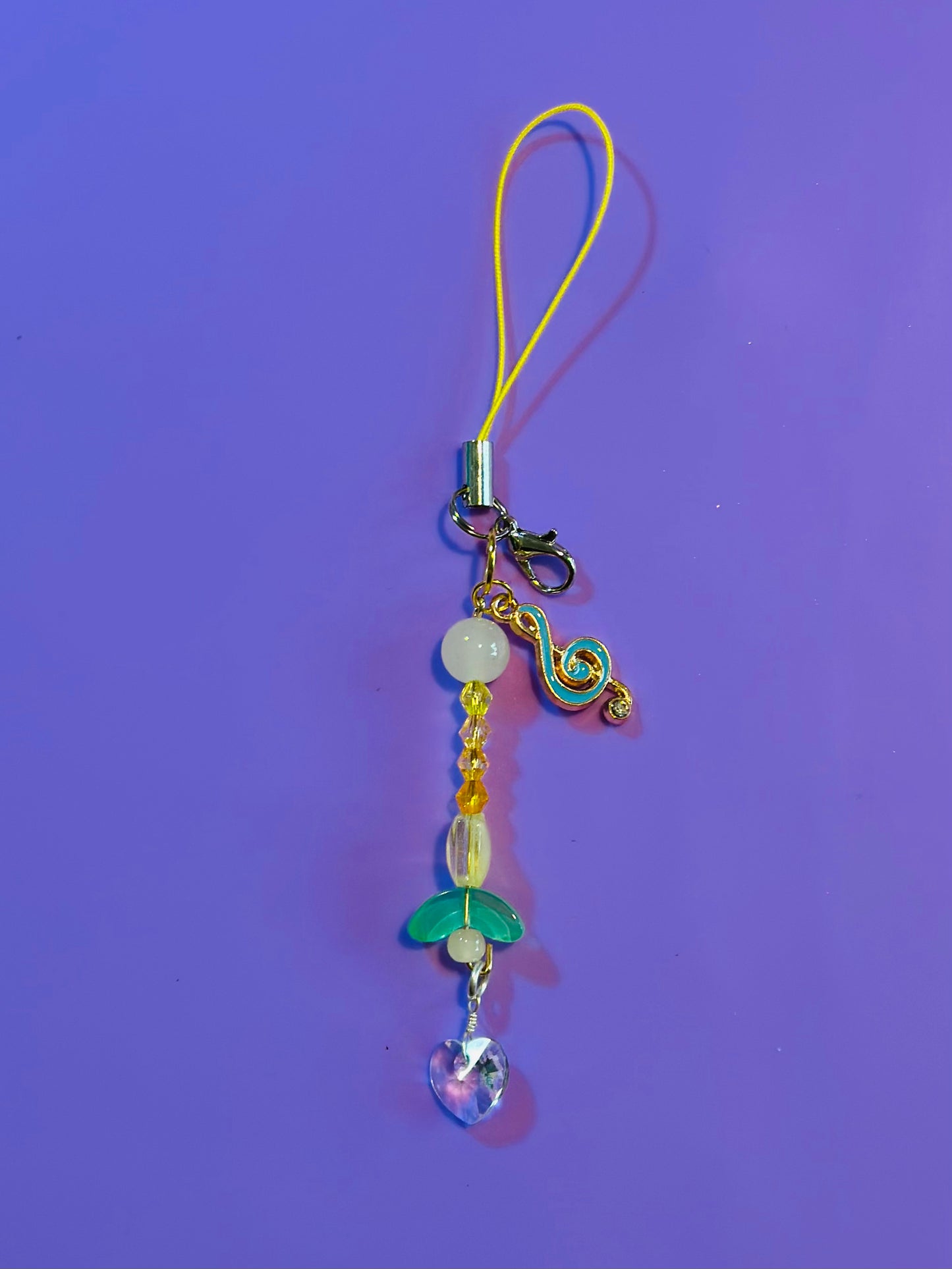 CELL PHONE CHARM