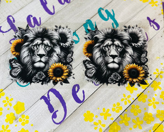 #258 LION (BLACK N WHITE) W/ SUNFLOWERS