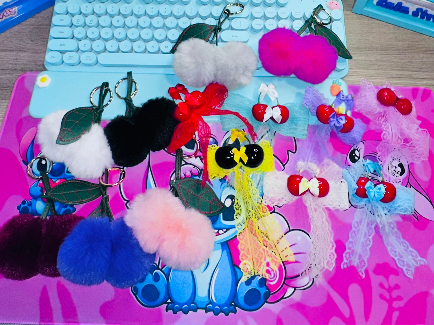 BAG CHARMS-FANCY KEYCHAINS