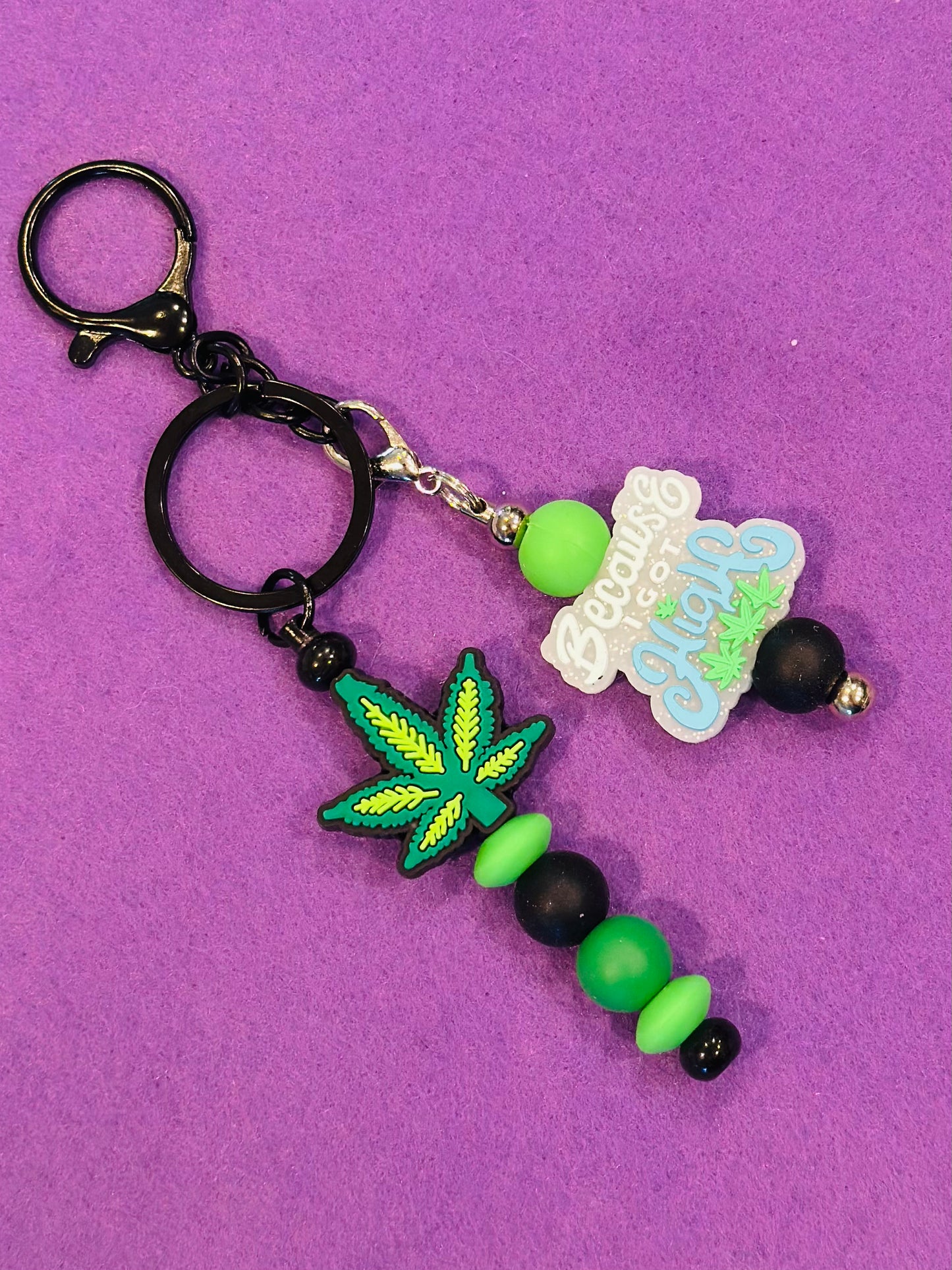 GREEN PLANT DOUBLE BEADED KEY CHAIN