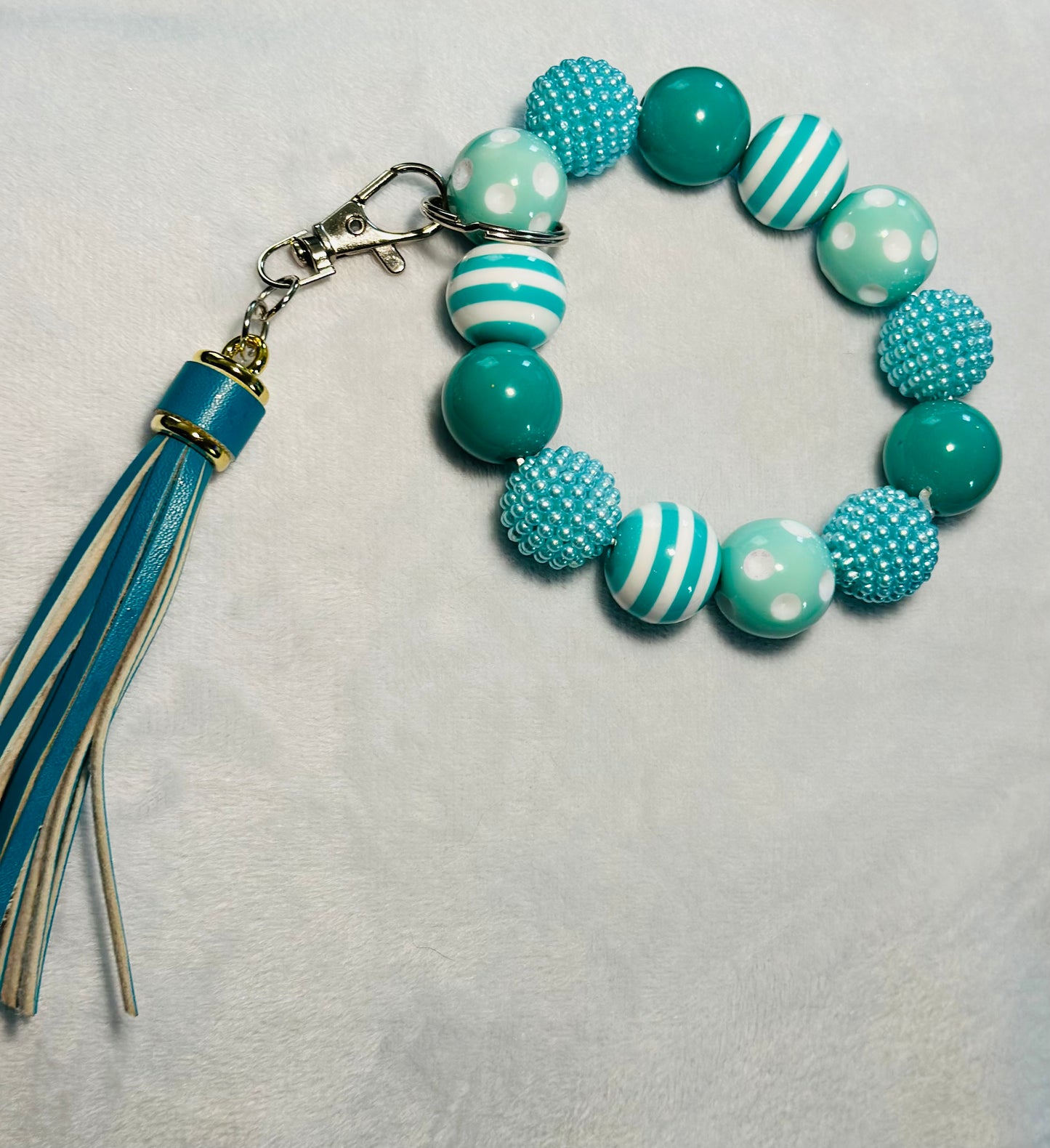 BEADED WRISTLET KEYCHAINS